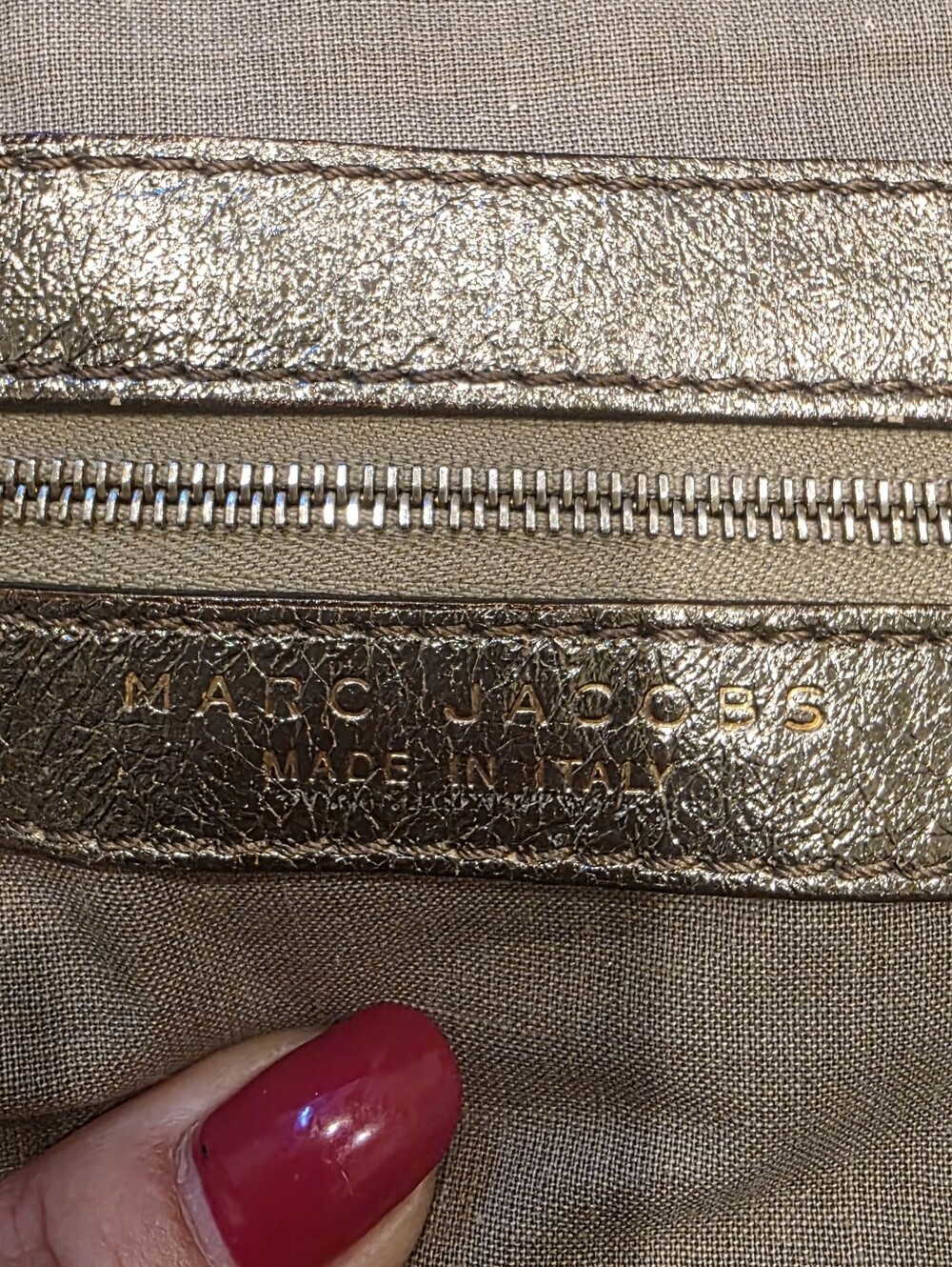 Marc Jacobs Metallic Pewter Shoulder Bag with Gold Chain - Picture 16 of 16